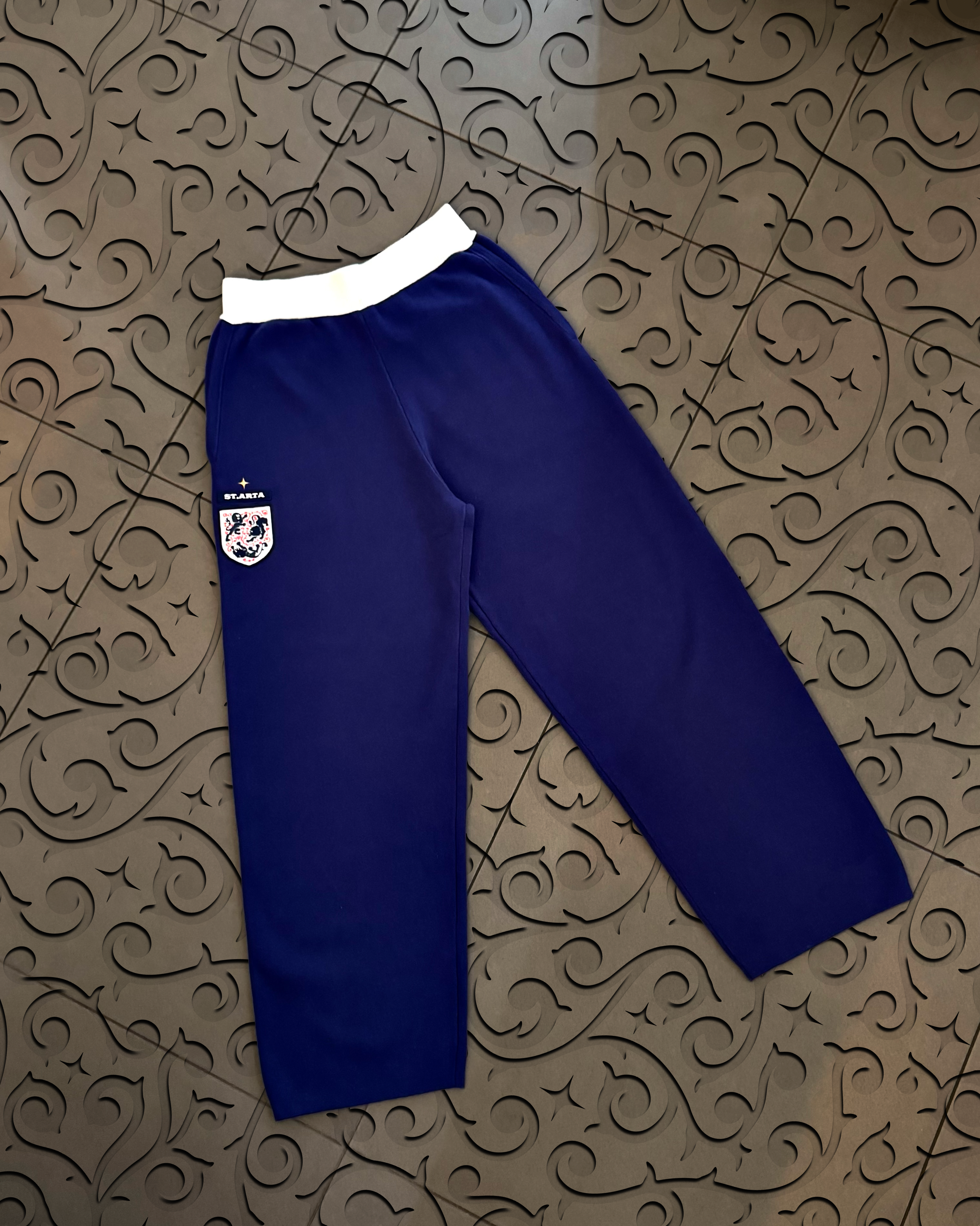 'HUNTING STARS' KNITTED TRACK TROUSER