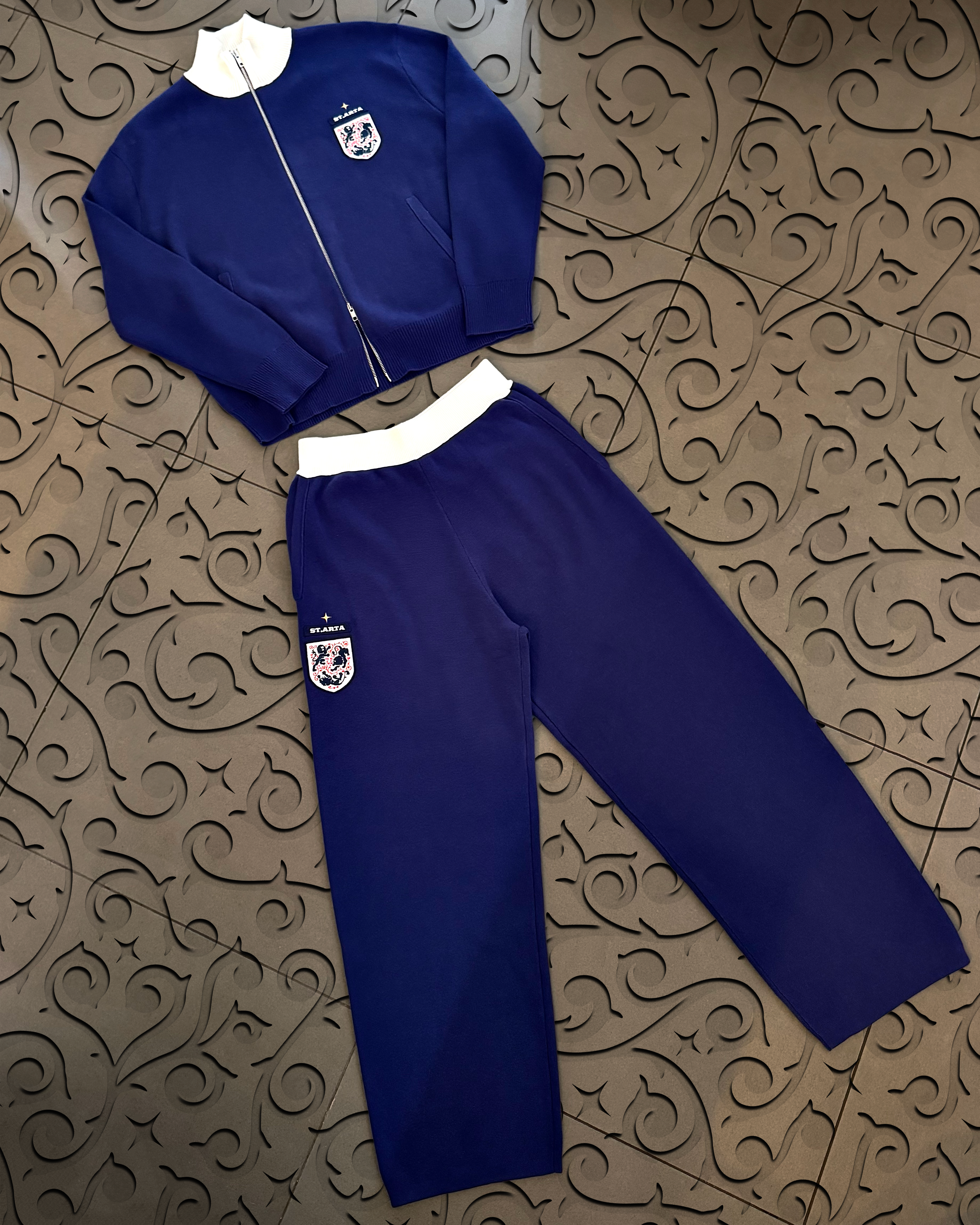 'HUNTING STARS' KNITTED TRACK TROUSER